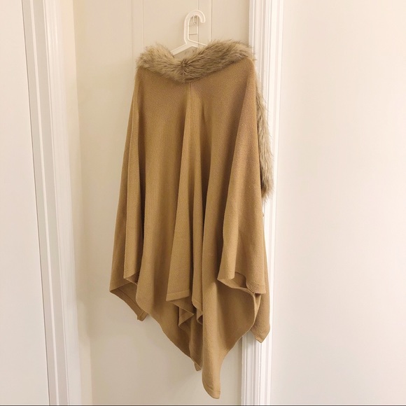 NY&C Faux Fur Poncho Cardigan - Picture 7 of 7